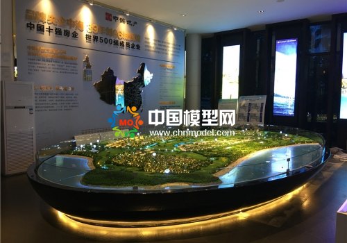 精工細(xì)制的別墅沙盤(pán)模型